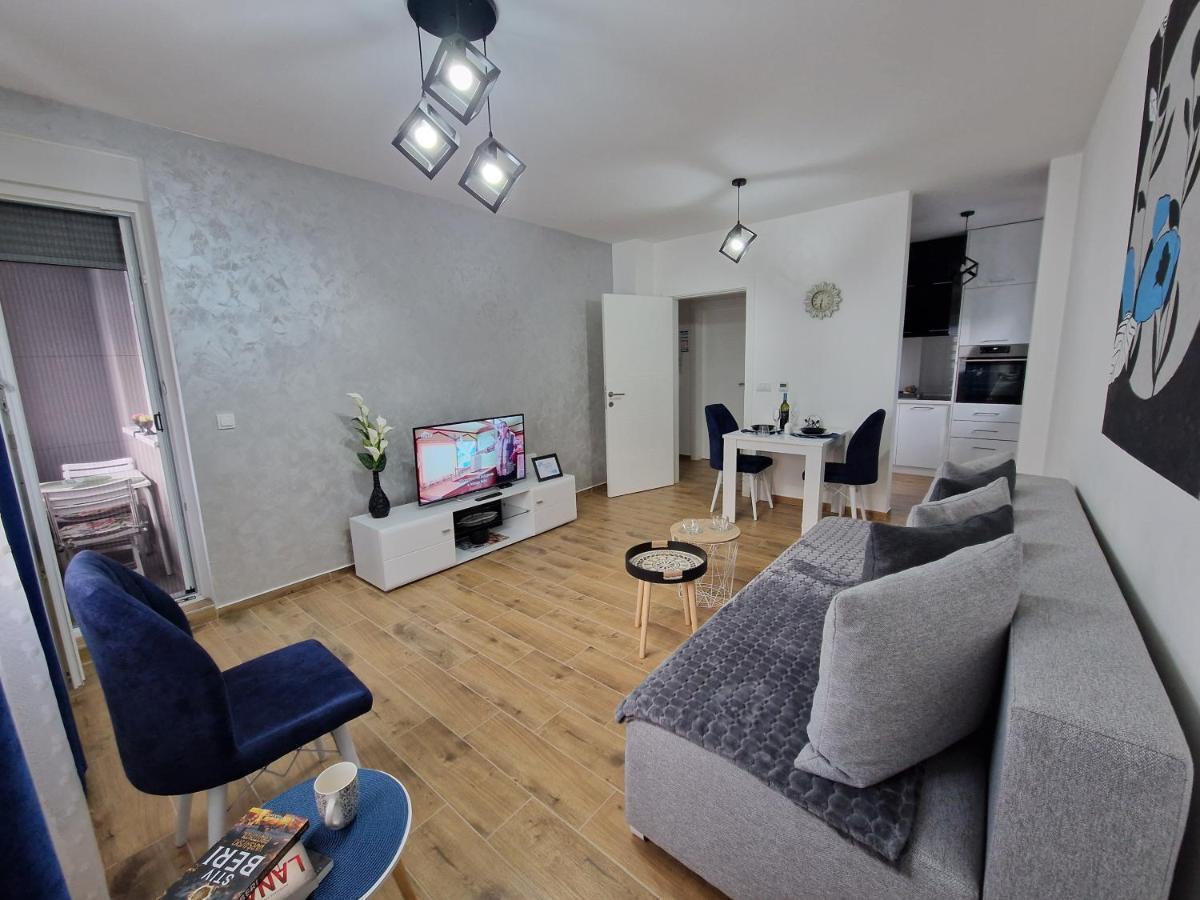 Apartman Astra سريمسكا ميتروفيكا المظهر الخارجي الصورة